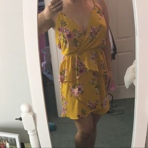 Floral ruffled summer dress